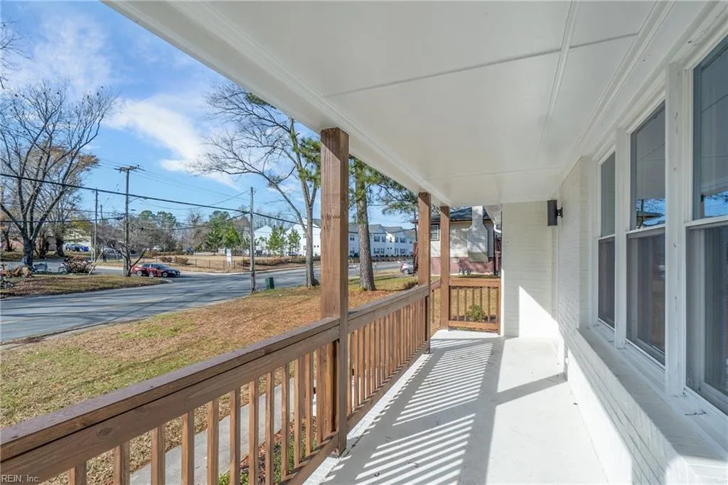 Suffolk, Virginia 23434, United States, 4 Bedrooms Bedrooms, ,2 BathroomsBathrooms,Residential,Pending,26351