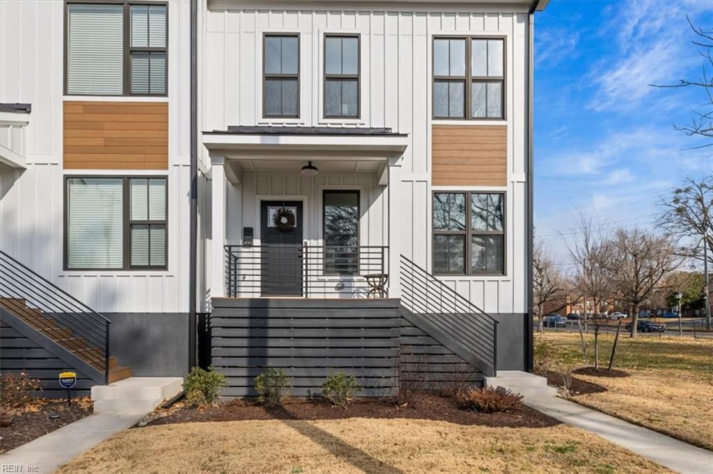 Photo of 400 Carolina Avenue, Norfolk, VA 23508 (MLS # 10616221)