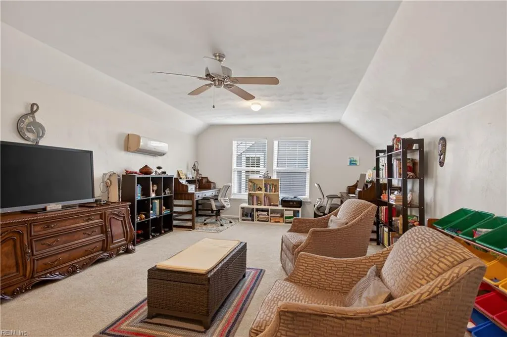 Suffolk, Virginia 23435, United States, 4 Bedrooms Bedrooms, ,3 BathroomsBathrooms,Residential,Active,254096