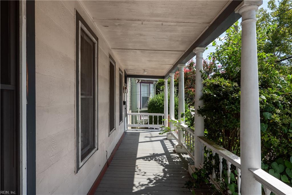 73 Webster AVE