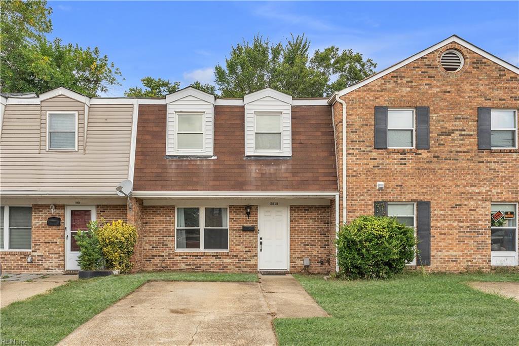 Photo of 5818 Pickering Street, Virginia Beach, VA 23462 (MLS # 10654706)