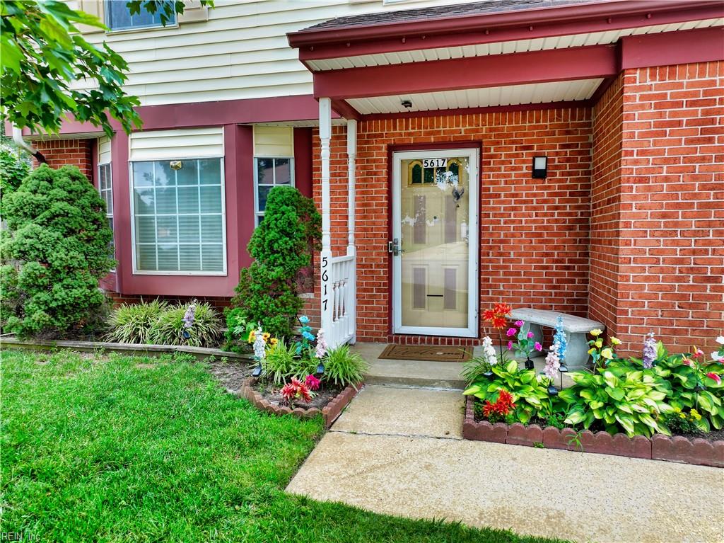 Photo of 5617 Seven Pines Way, Virginia Beach, VA 23464 (MLS # 10644312)