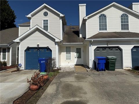 Photo of 105 Squire Reach, Suffolk, VA 23434 (MLS # 10623601)