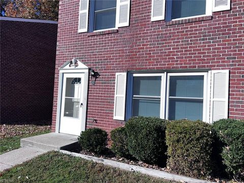 Photo of 337 Susan Constant Drive, Newport News, VA 23608 (MLS # 10610662)