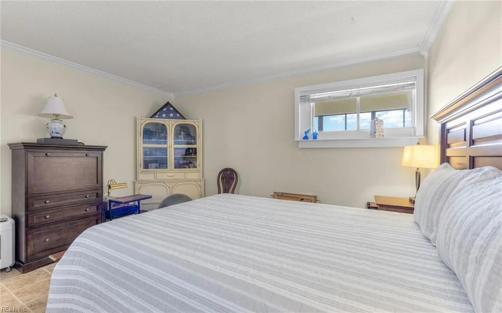 Virginia Beach, Virginia 23451, United States, 2 Bedrooms Bedrooms, ,2 BathroomsBathrooms,Residential,Active,200222