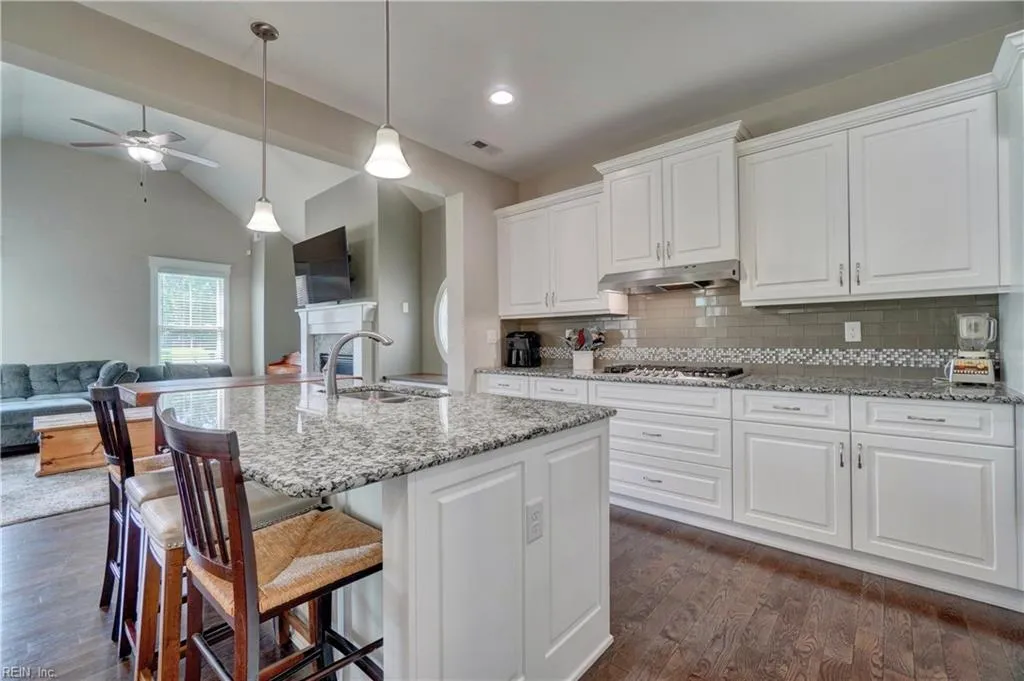 Suffolk, Virginia 23435, United States, 4 Bedrooms Bedrooms, ,4 BathroomsBathrooms,Residential,Active,165906