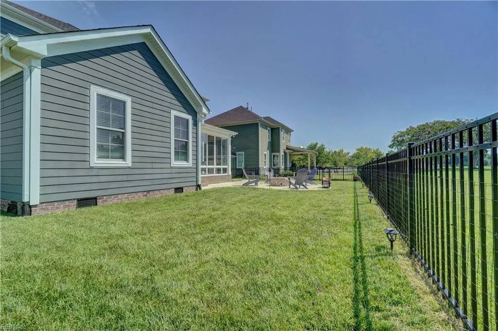 Suffolk, Virginia 23435, United States, 4 Bedrooms Bedrooms, ,4 BathroomsBathrooms,Residential,Active,165906