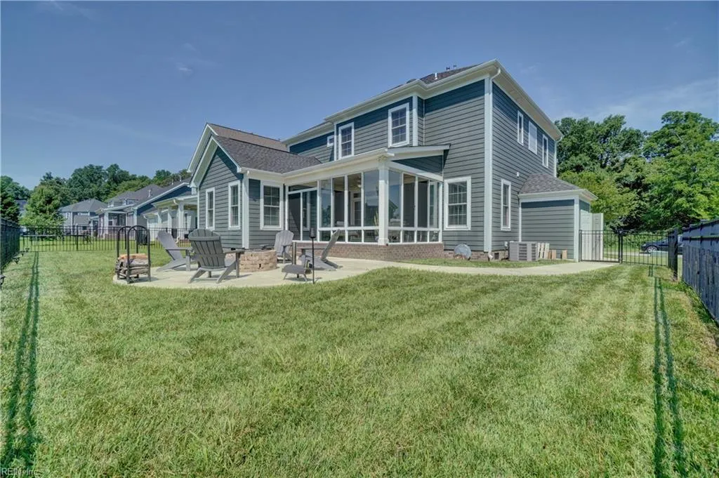 Suffolk, Virginia 23435, United States, 4 Bedrooms Bedrooms, ,4 BathroomsBathrooms,Residential,Active,165906