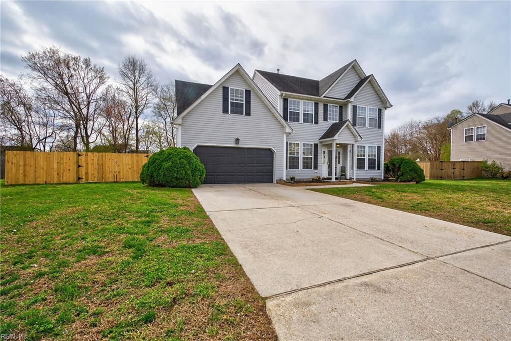 Photo of 256 Holbrook Arch, Suffolk, VA 23434 (MLS # 10624509)