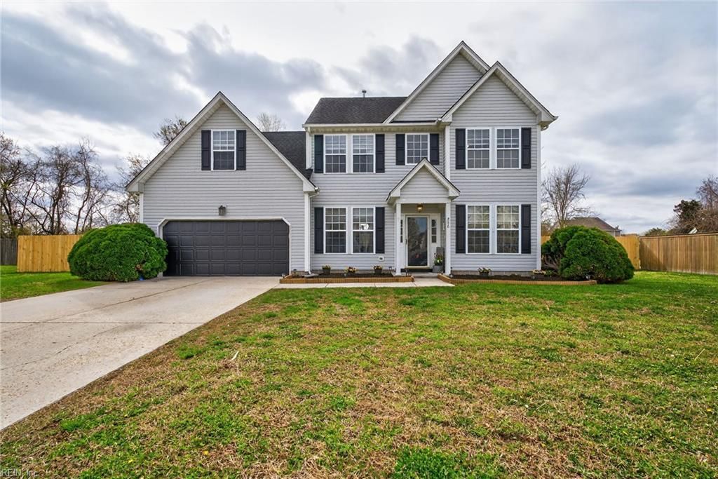 Photo of 256 Holbrook Arch, Suffolk, VA 23434 (MLS # 10624509)