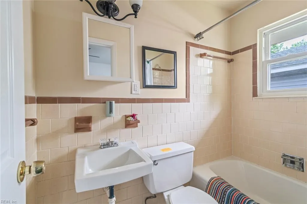 Hampton, Virginia 23664, United States, ,Residential,Active,140912