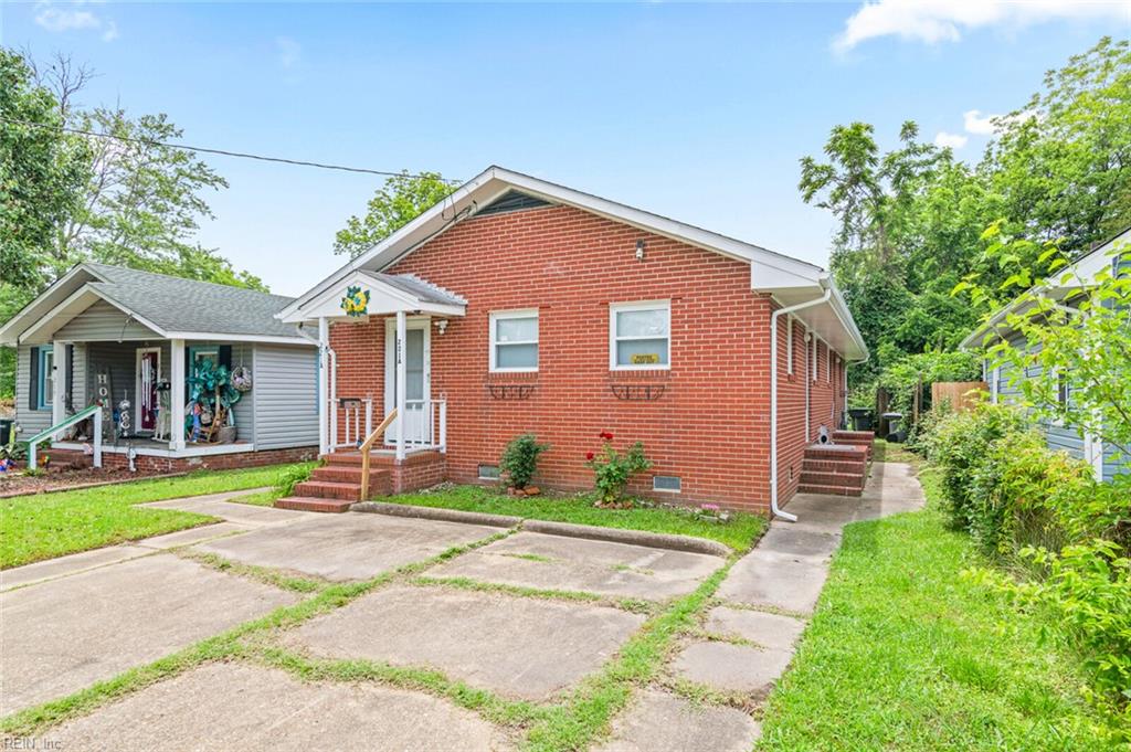 221 Herbert AVE