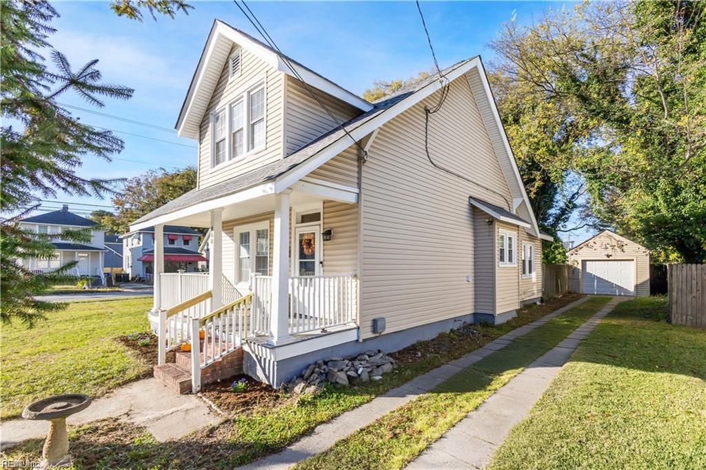 Photo of 868 W 36th Street, Norfolk, VA 23508 (MLS # 10620013)