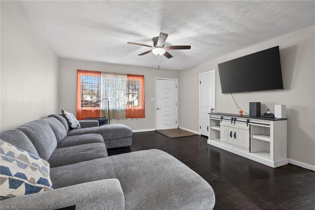 Photo of 919 Cherokee Road, Portsmouth, VA 23701 (MLS # 10614118)