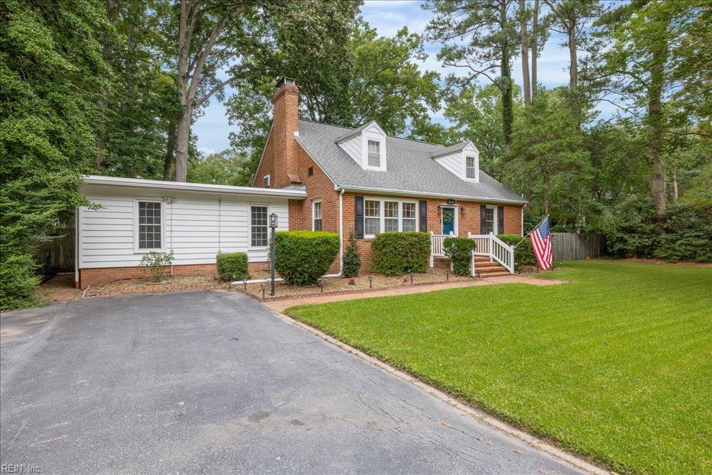 Photo of 4104 Thalia Drive, Virginia Beach, VA 23452 (MLS # 10647383)
