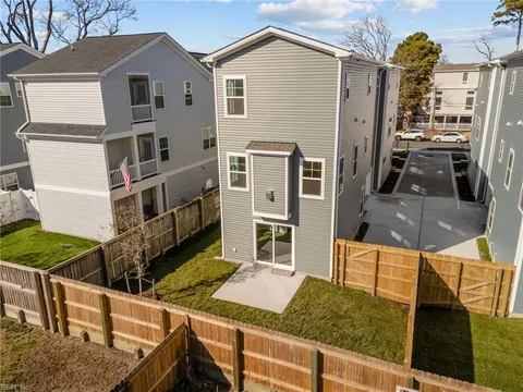 712 14th Street Unit D, Virginia Beach, VA 23451 - #: 10569684