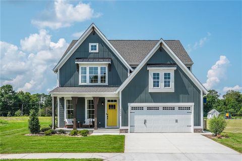 2032 Canvasback DR Suffolk VA 23435