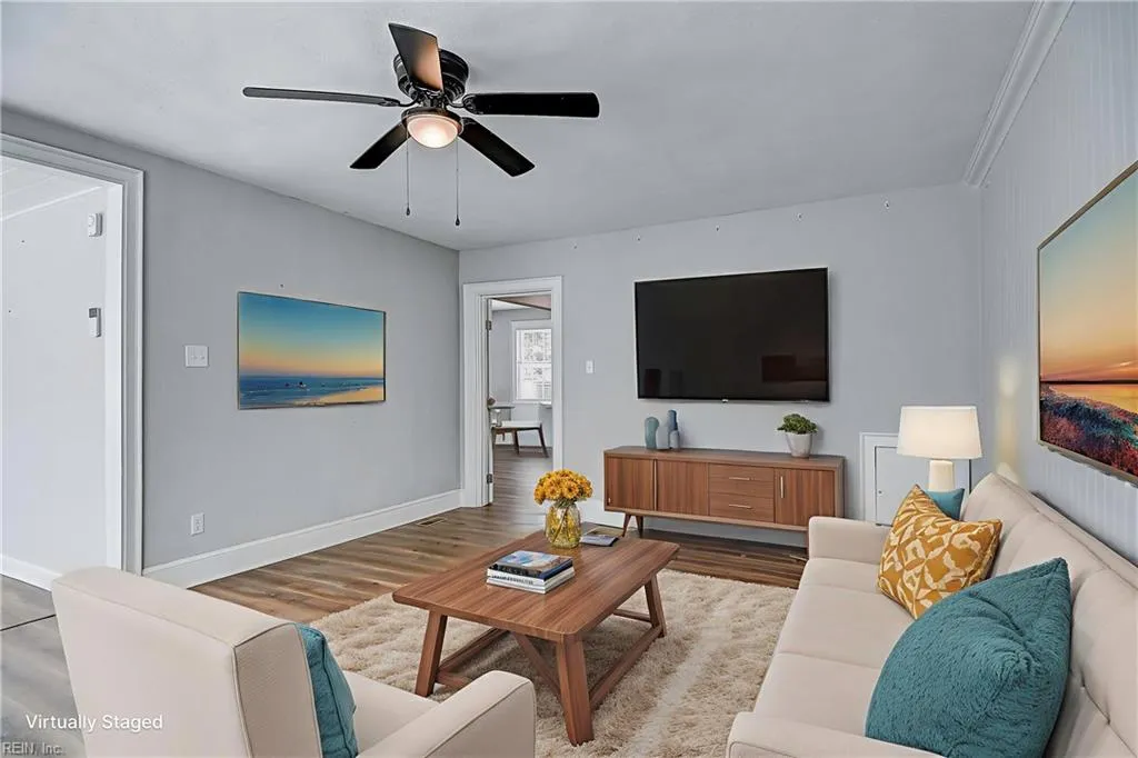 Portsmouth, Virginia 23702, United States, 4 Bedrooms Bedrooms, ,3 BathroomsBathrooms,Residential,Active,192651