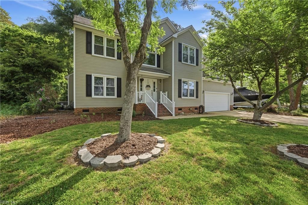 Photo of 4720 Barn Swallow Dr Drive, Chesapeake, VA 23321 (MLS # 10632913)