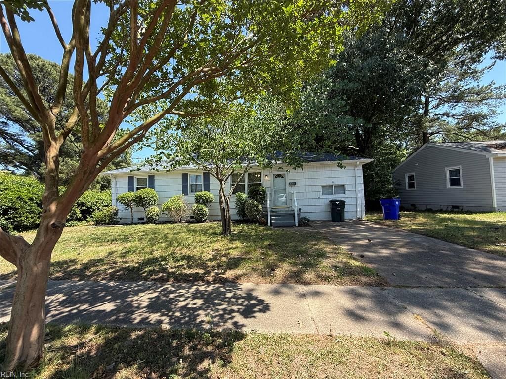 Photo of 4567 Dora Circle, Norfolk, VA 23513 (MLS # 10635757)