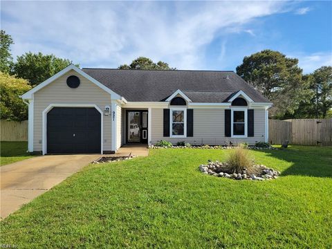 Photo of 921 Martingale Court, Virginia Beach, VA 23454 (MLS # 10633896)