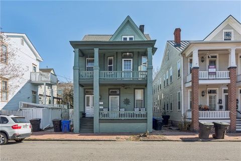 Photo of 437 Dinwiddie Street #B, Portsmouth, VA 23704 (MLS # 10620245)