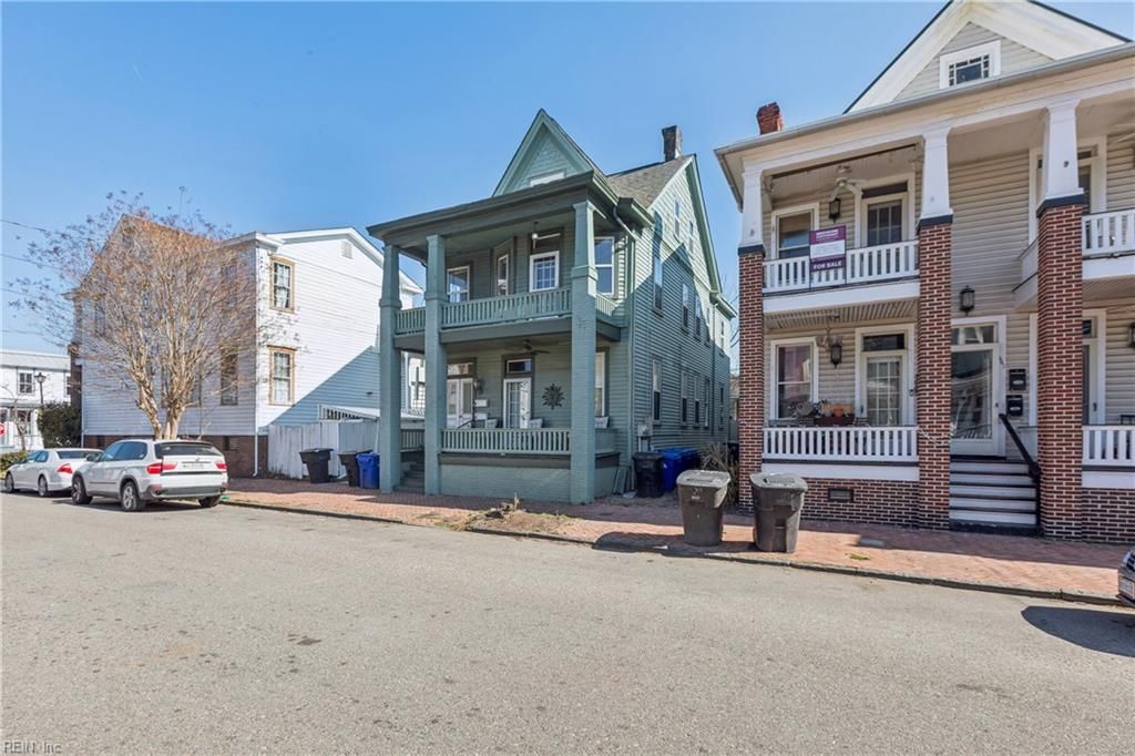 Photo of 437 Dinwiddie Street #B, Portsmouth, VA 23704 (MLS # 10620245)
