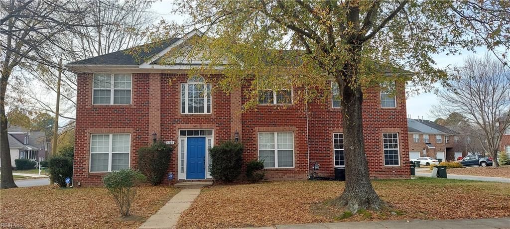 Photo of 5111 S Links Circle, Suffolk, VA 23435 (MLS # 10612927)