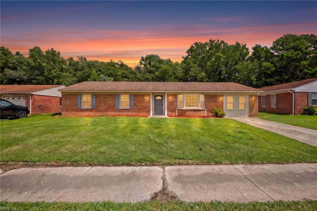Photo of 978 Strickland Boulevard, Virginia Beach, VA 23464 (MLS # 10648005)