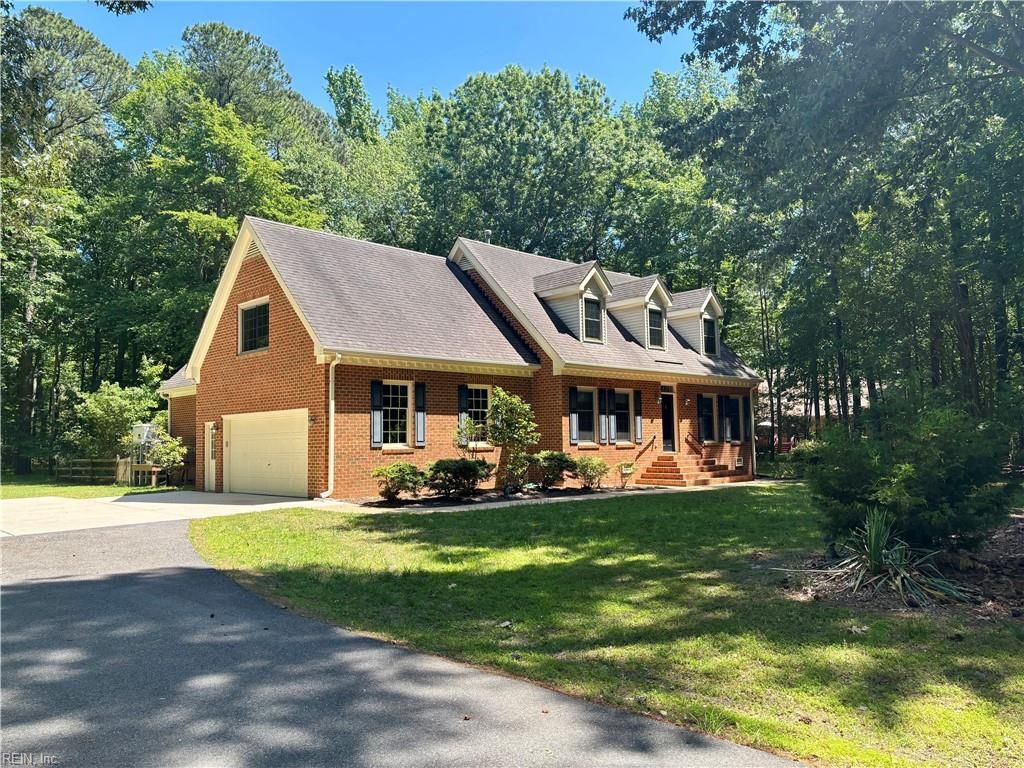 Photo of 26 Riding Path, Hampton, VA 23669 (MLS # 10636246)