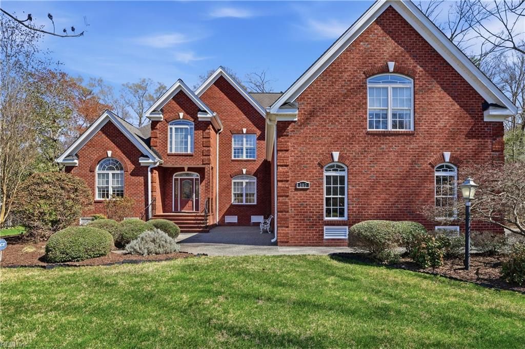 Photo of 107 Pickett Place, Yorktown, VA 23693 (MLS # 10626377)