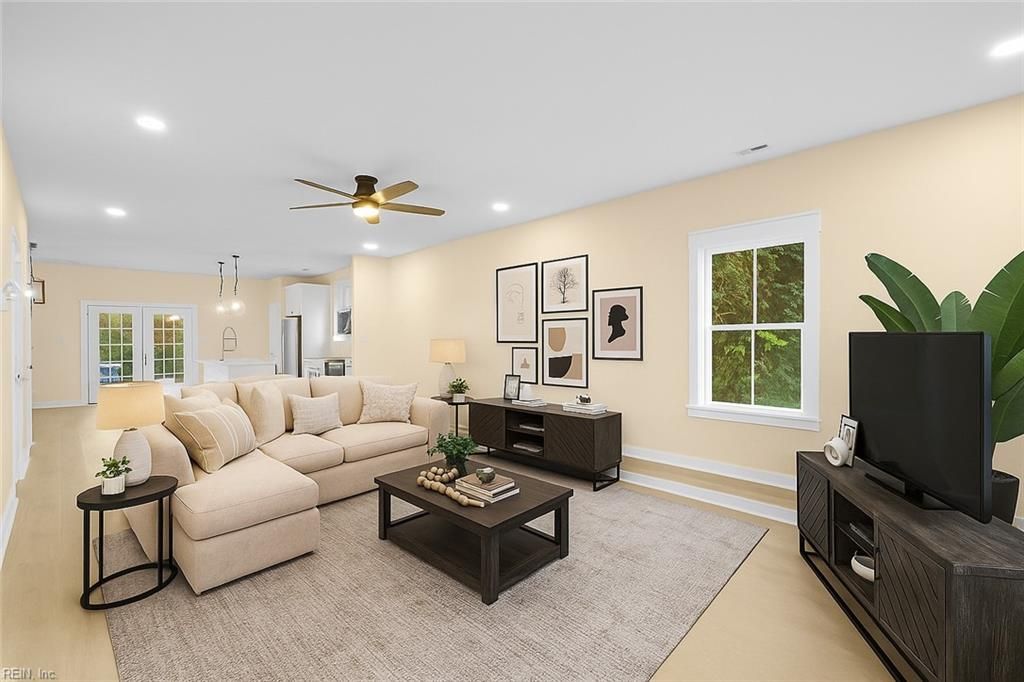 Photo of 1012 Oldwood Street, Chesapeake, VA 23324 (MLS # 10605938)