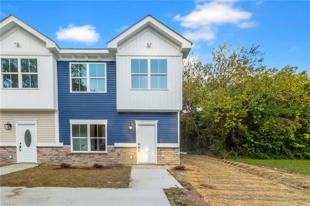 Photo of 1012 Oldwood Street, Chesapeake, VA 23324 (MLS # 10605938)
