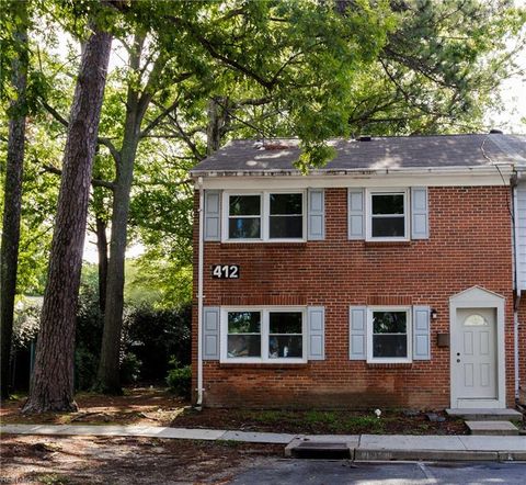 412 Savage DR A Newport News VA 23602