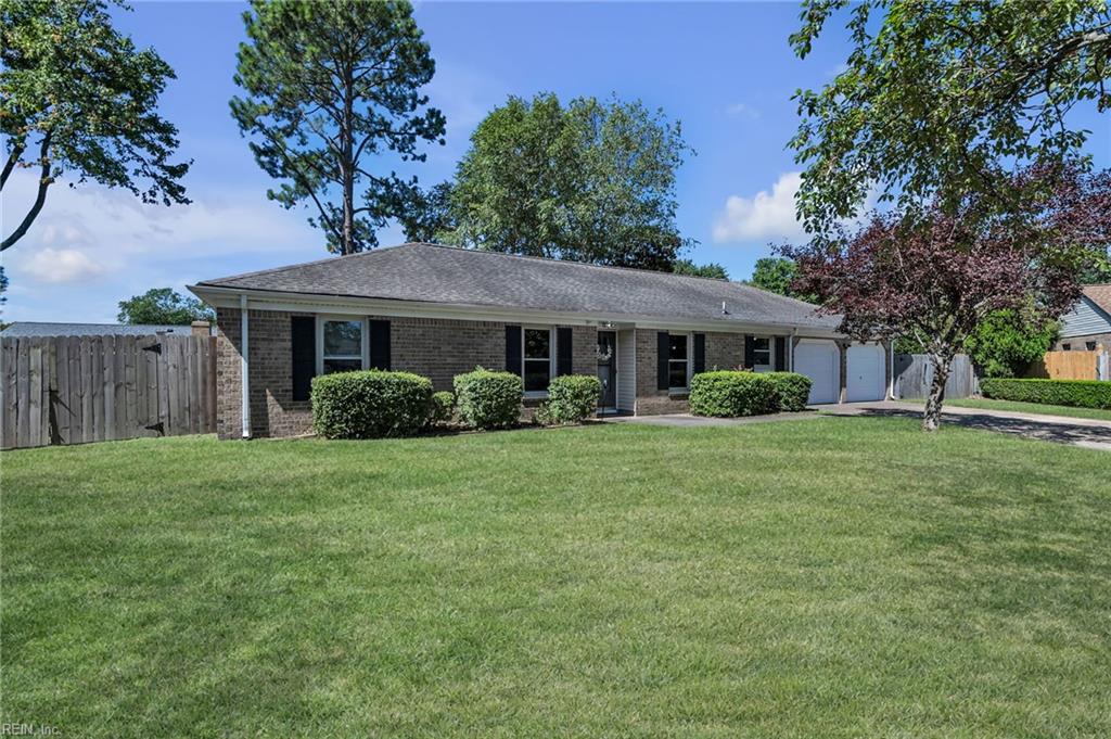 Photo of 1104 Bellview Court, Virginia Beach, VA 23454 (MLS # 10653784)