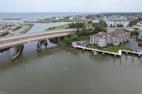 Single Family Residence in Virginia Beach VA 419 Harbour Point Road 30.jpg