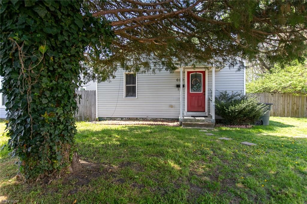 Photo of 609 Allen Street, Hampton, VA 23669 (MLS # 10628901)