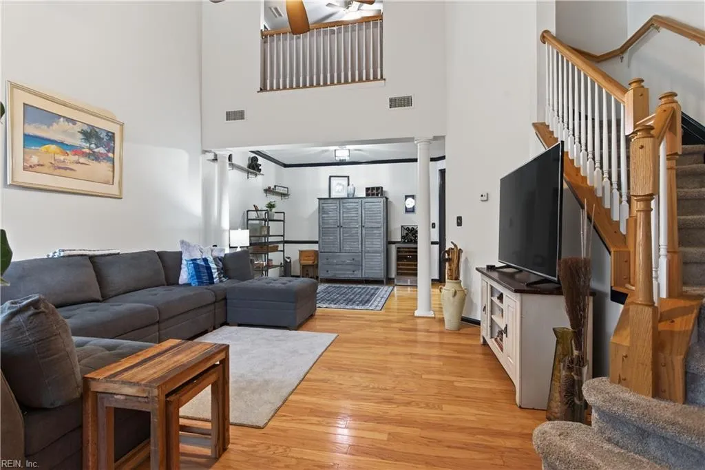 Williamsburg, Virginia 23188, United States, 3 Bedrooms Bedrooms, ,3 BathroomsBathrooms,Residential,Active,248044