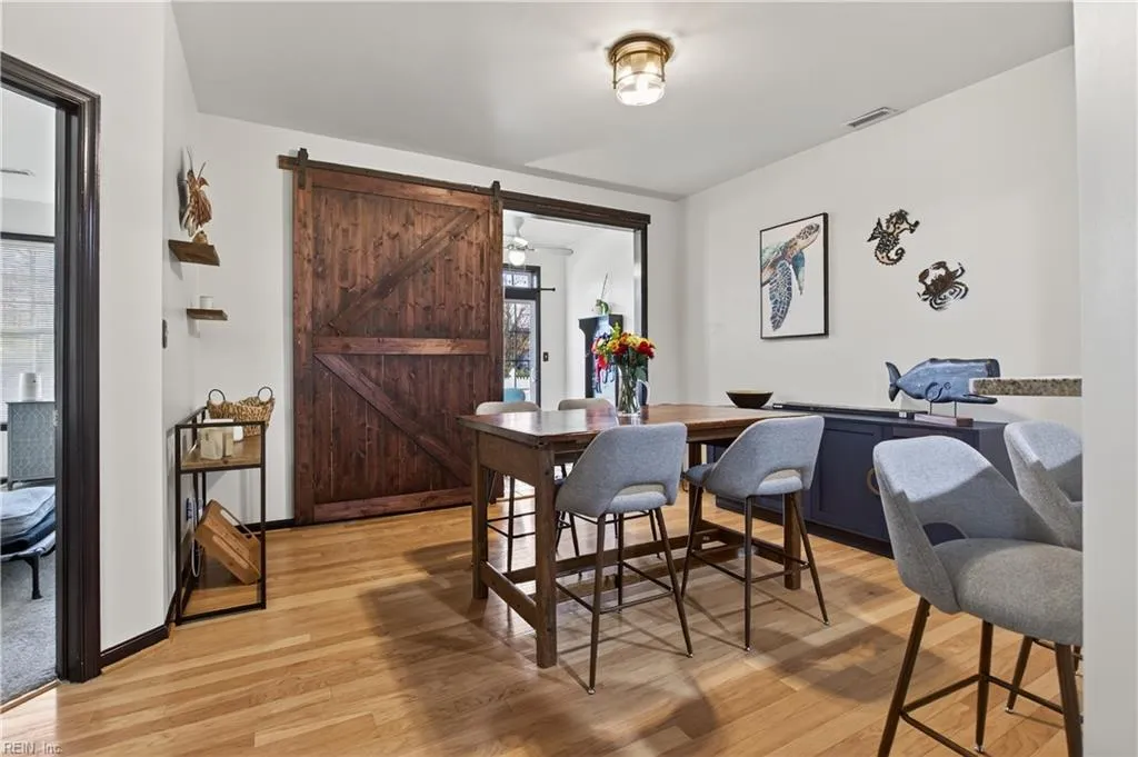 Williamsburg, Virginia 23188, United States, 3 Bedrooms Bedrooms, ,3 BathroomsBathrooms,Residential,Active,248044