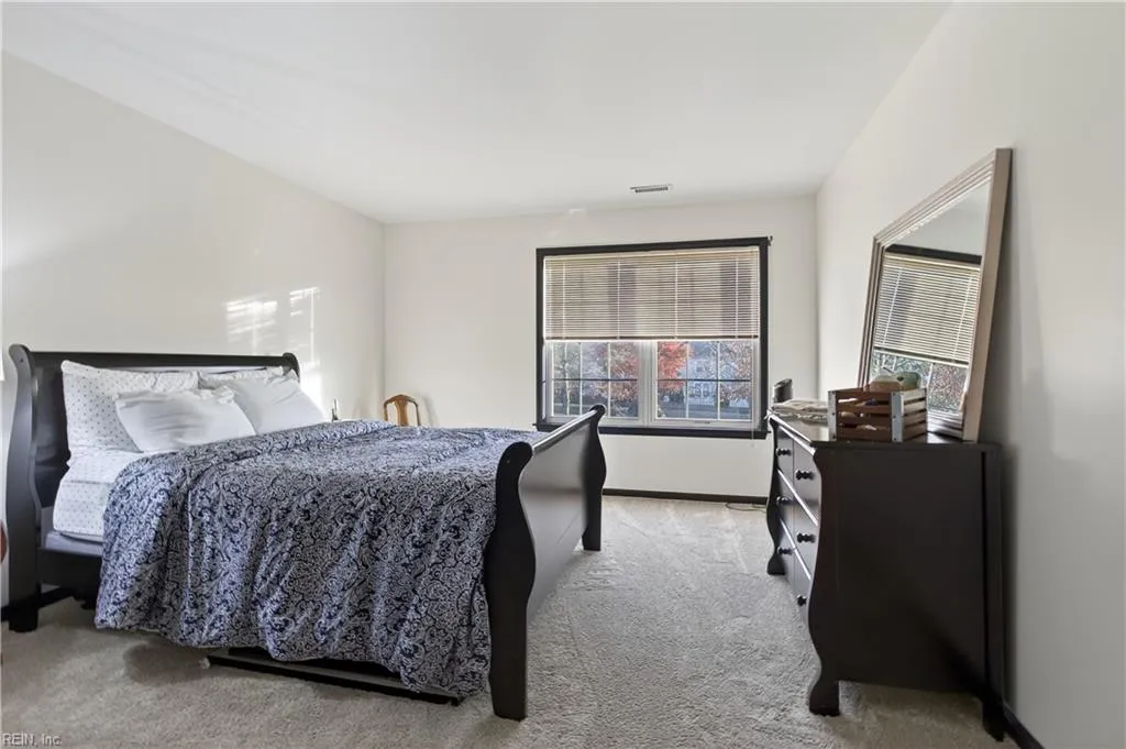 Williamsburg, Virginia 23188, United States, 3 Bedrooms Bedrooms, ,3 BathroomsBathrooms,Residential,Active,248044