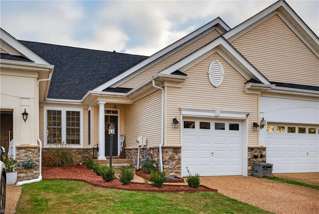 Williamsburg, Virginia 23188, United States, 3 Bedrooms Bedrooms, ,3 BathroomsBathrooms,Residential,Active,248044