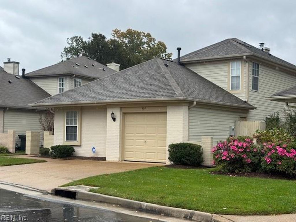 Photo of 928 Nicklaus Drive, Newport News, VA 23602 (MLS # 10608239)