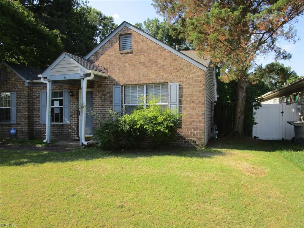 Photo of 4 Roy Court, Hampton, VA 23666 (MLS # 10637334)