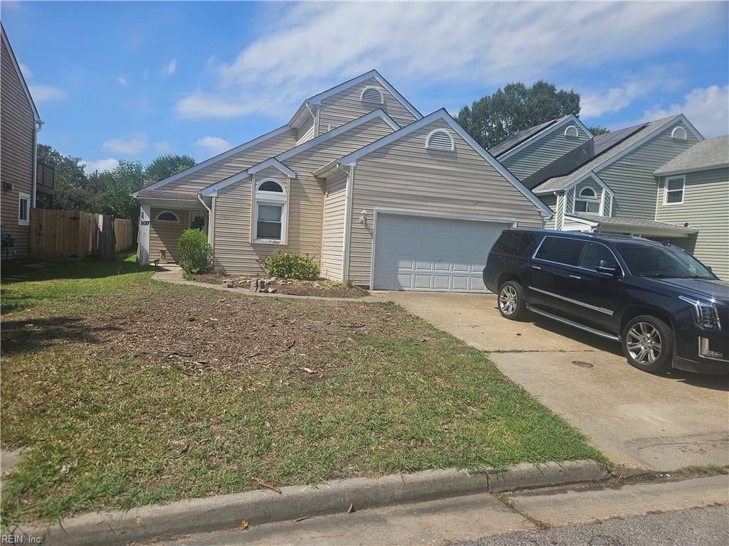 Photo of 2017 Twinflower Court, Virginia Beach, VA 23453 (MLS # 10653300)