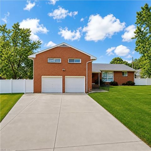 Photo of 17 Warren Drive, Newport News, VA 23608 (MLS # 10632956)