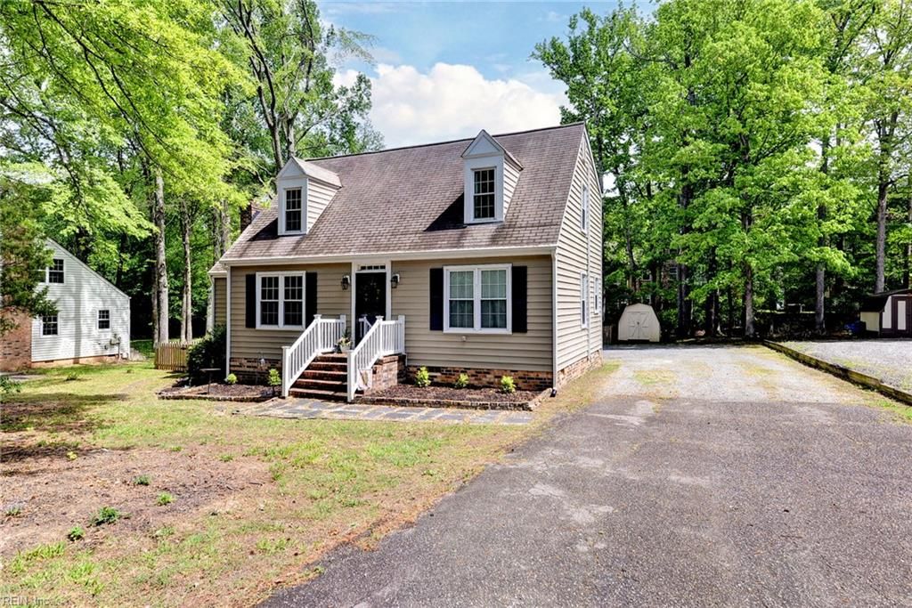 Photo of 2525 Lauderdale Drive, Richmond, VA 23233 (MLS # 10630802)