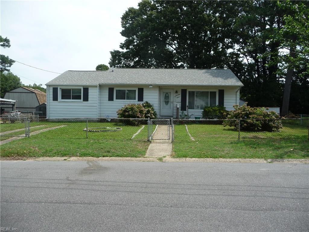 Photo of 1712 Birchwood Road, Virginia Beach, VA 23455 (MLS # 10641698)