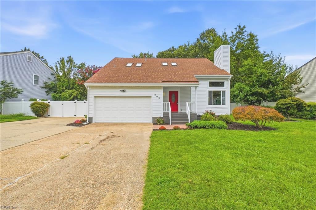 Photo of 203 Leftwich Court, Hampton, VA 23664 (MLS # 10650794)