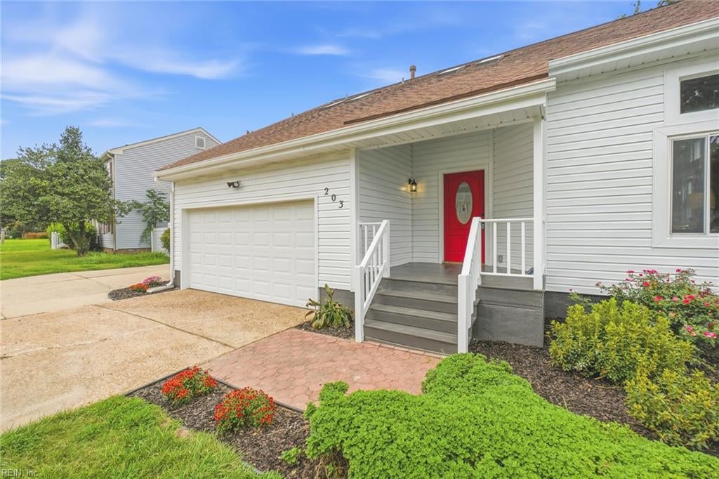 Photo of 203 Leftwich Court, Hampton, VA 23664 (MLS # 10650794)