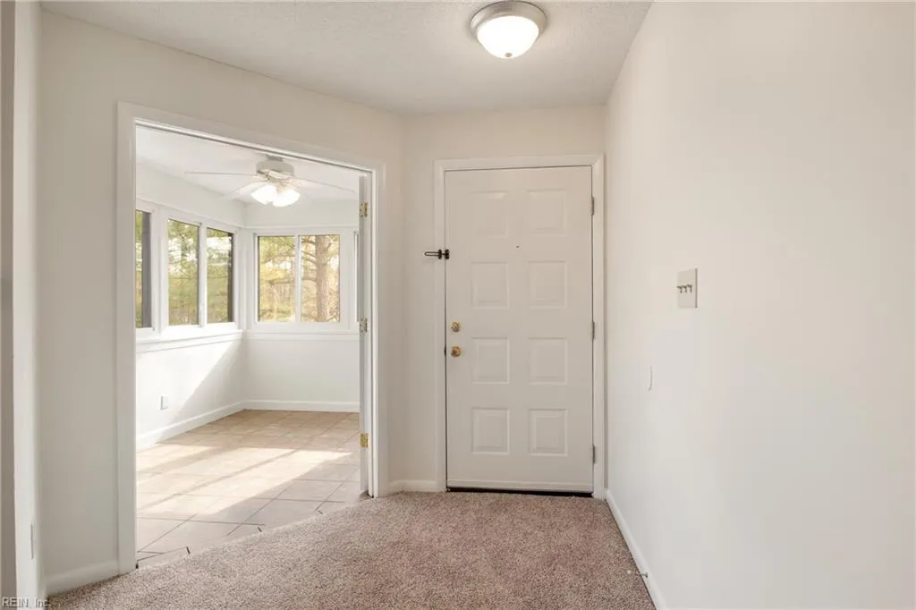 Virginia Beach, Virginia 23452, United States, 2 Bedrooms Bedrooms, ,2 BathroomsBathrooms,Residential,Pending,14225